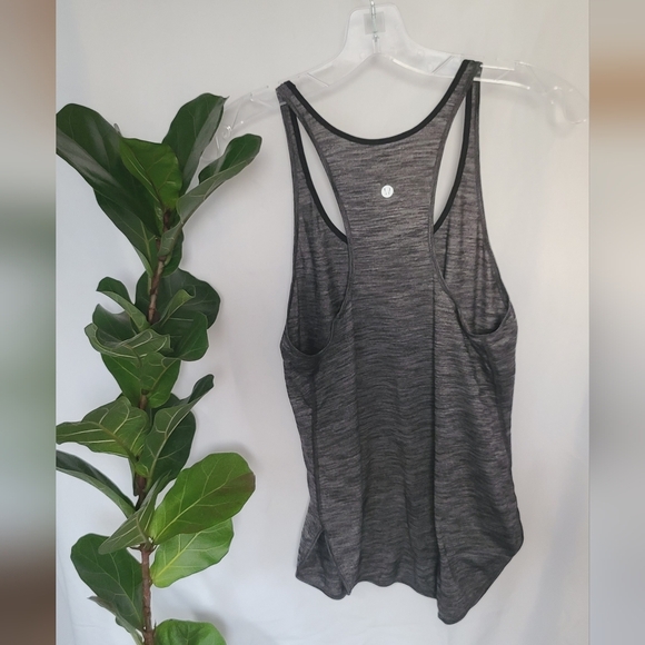 🍋 Lululemon Tank-  Charcoal Gray/Black - size 6/8 - Picture 3 of 4